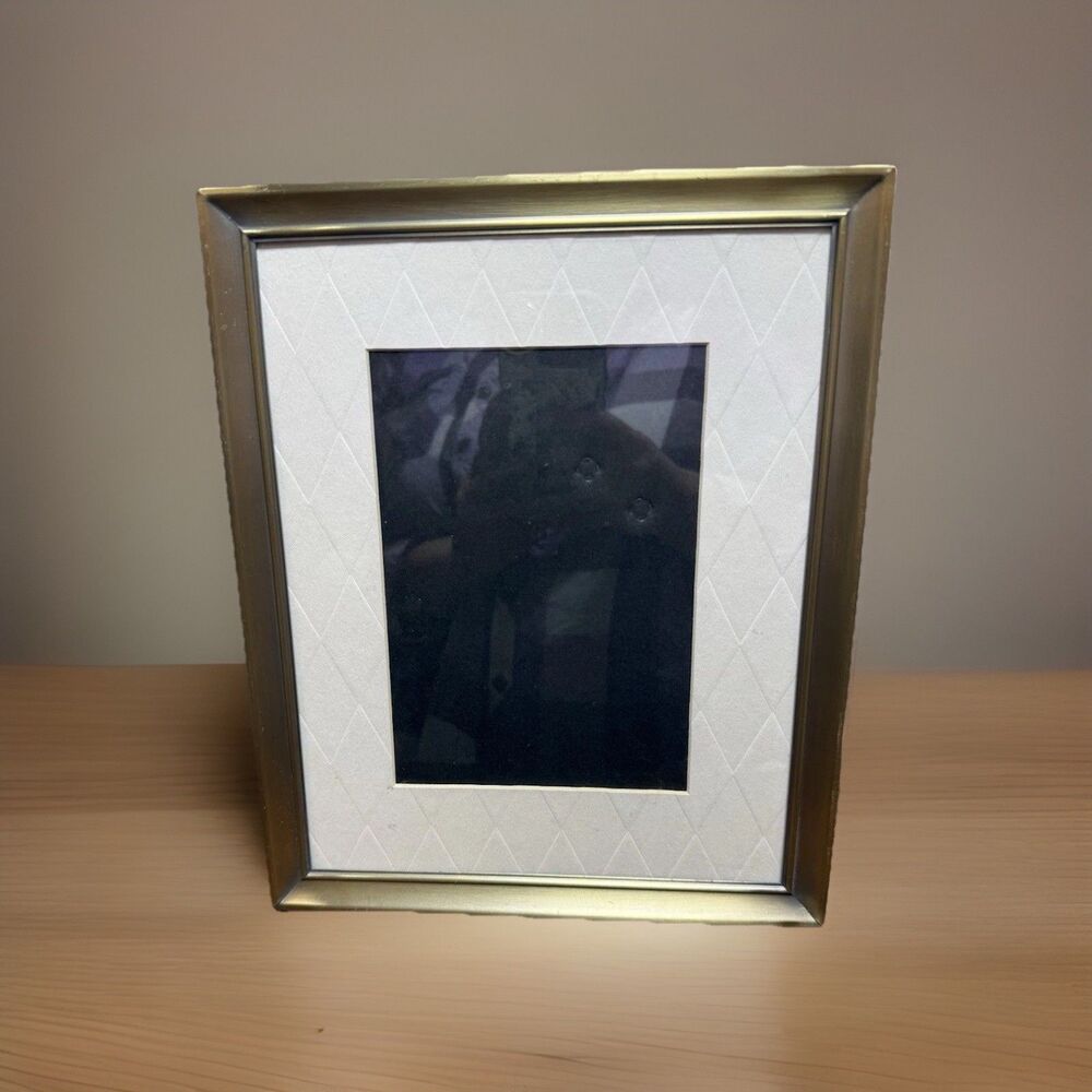 VTG Golden Brass Finish Picture Frame 9x11  Cream Quilted Matt Board Fits 4x6